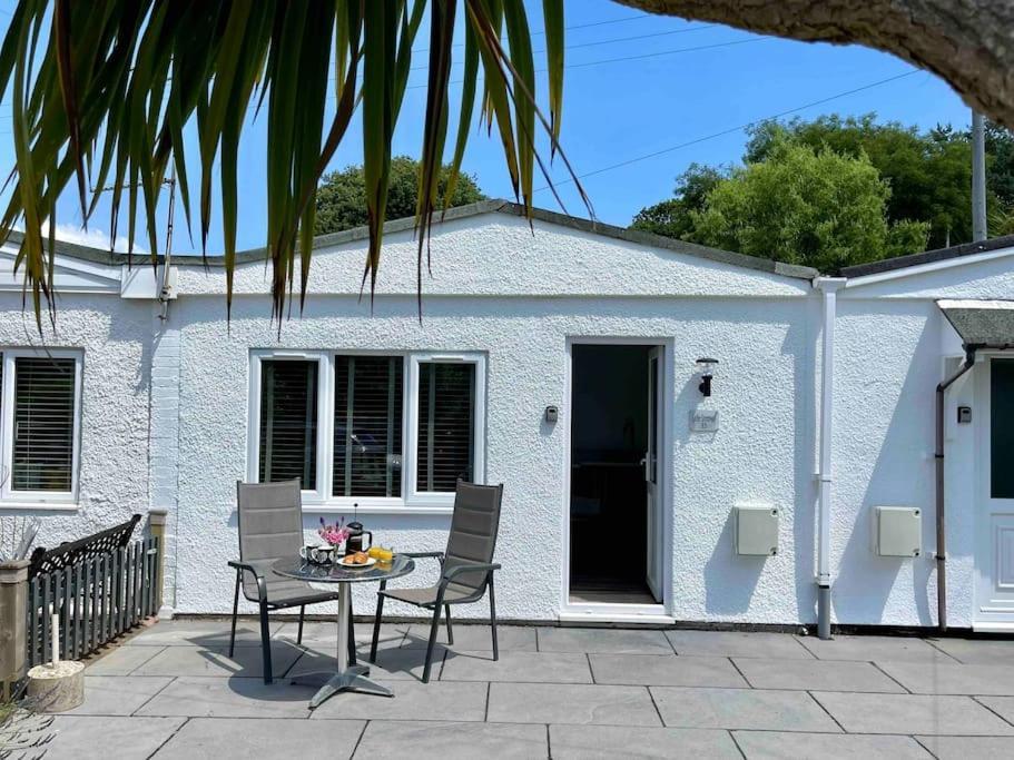 Little Greenway Holiday Bungalow Galmpton Exterior photo
